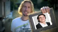 Look at this photograph