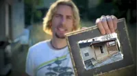 Look at this photograph