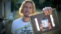 Look at this photograph