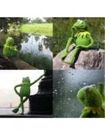 blank kermit waiting