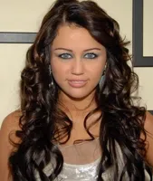 miley cyrus eyes