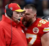 Travis Kelce screaming